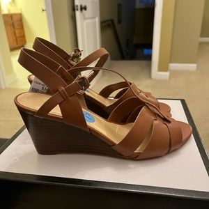 Nine West Janie brown women’s heeled sandals, size 7.5